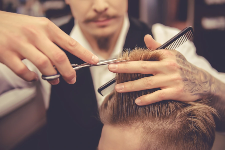 آموزش آرایشگری مردانه چقدر طول میکشد